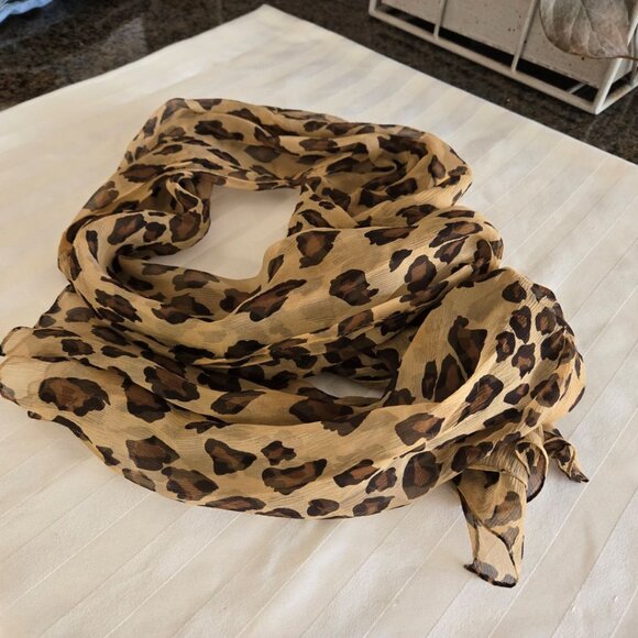 100% Codello Silk Scarf Long Rectangular -  Like new. - Picture 3 of 3